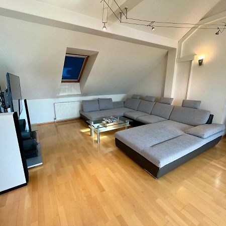 Апартаменты Atemberaubendes Loft Mit Pool Вена Экстерьер фото