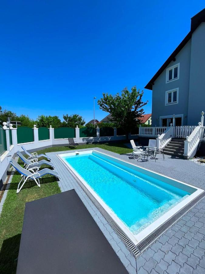 Апартаменты Atemberaubendes Loft Mit Pool Вена Экстерьер фото